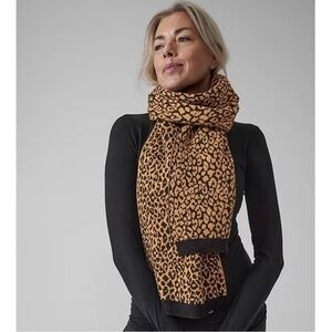 Athleta leopard scarf longline NWT